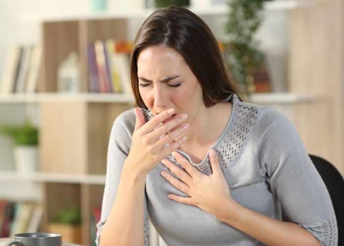 8 façons de soulager la respiration sifflante en cas de bronchite